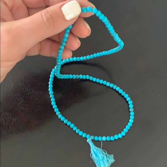 Elastic turquoise necklace/bracelet - Picture 2 of 2